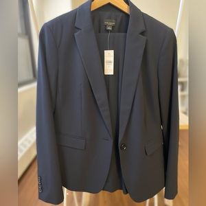*NWT*  Ann Taylor Blazer (matching pants available)